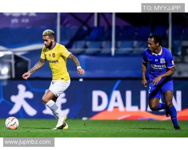 成都极限运动队如何通过边路渗透实现战术革新与突破