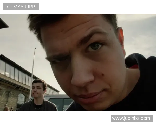 张丽独家分享CSGO游戏技巧与心得助你提升竞技水平